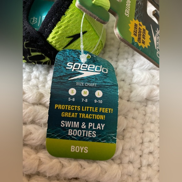 Kids Speedo Swim Booties - Picture 6 of 6